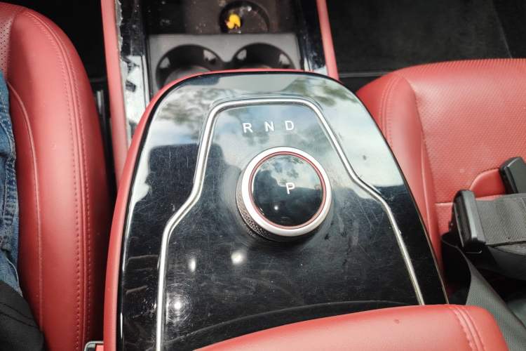 Used SERES SF5 2021 Four-Wheel Drive Freedom Expedition Edition
