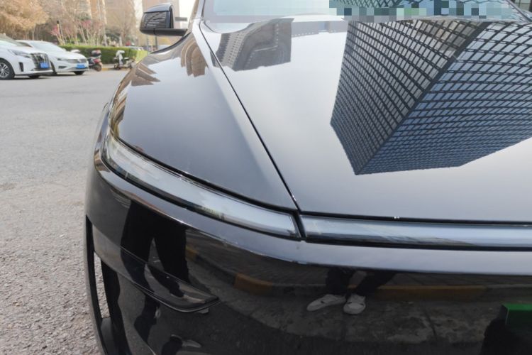 Used Tesla Model Y 2025 Rear-Wheel-Drive Version