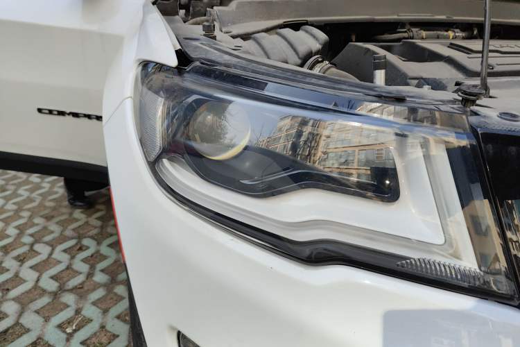 Used Jeep Compass 2017 200T Automatic Family Edition
