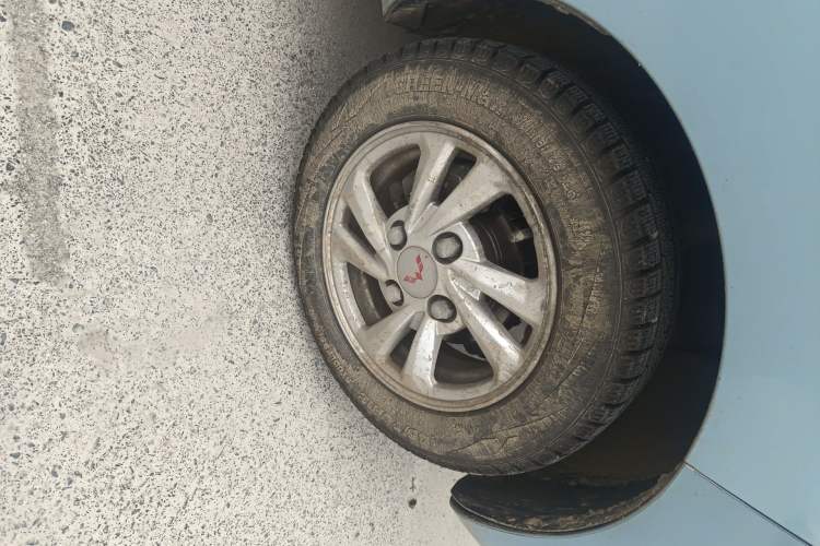 Used Wuling Hongguang MINIEV 2020 Enjoyment Model Lithium Iron Phosphate Right Front Wheel Hub