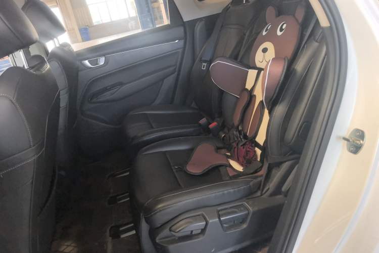 Used Wuling Victory 2022 280T 1.5T CVT Flagship Edition Left Rear Seat