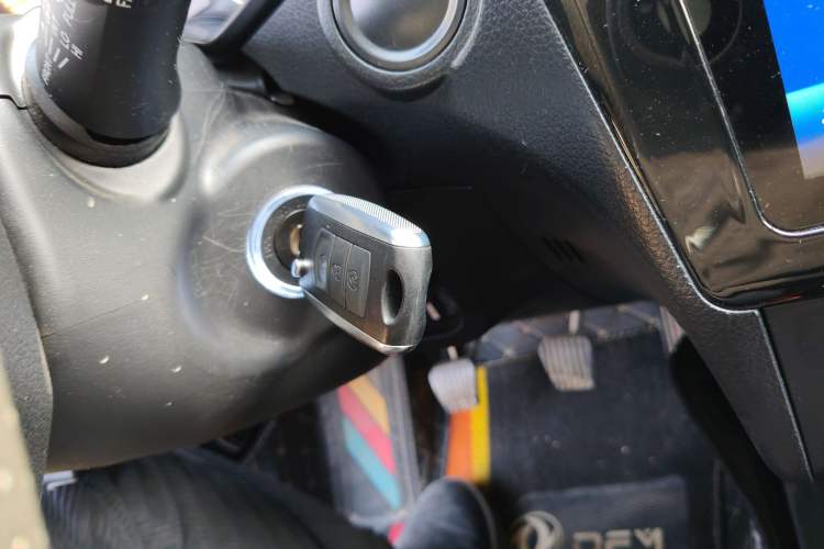 Used Dongfeng Fengon 580 2021 Revised ☆ Star Edition 1.8L Manual Elite Version Vehicle Key