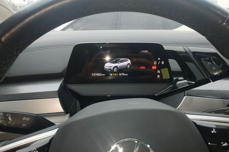 Used Volkswagen ID.6 CROZZ 2021 Long-Range PURE+ Edition