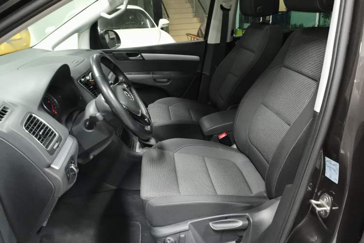Used Volkswagen Sharan 2016 380TSI Comfort Edition 7-Seater