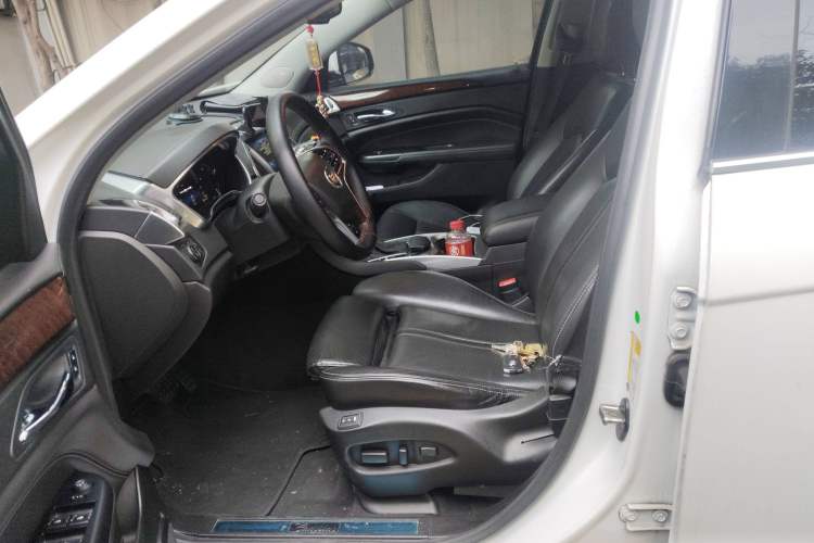 Used Cadillac SRX 2015 3.0L Elite Model