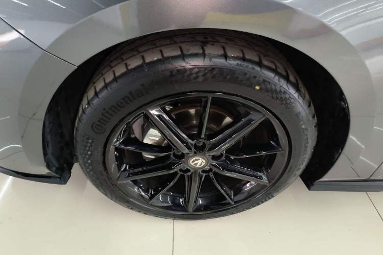 Used CHANGAN UNI-V 2023 1.5T Prestige Model
