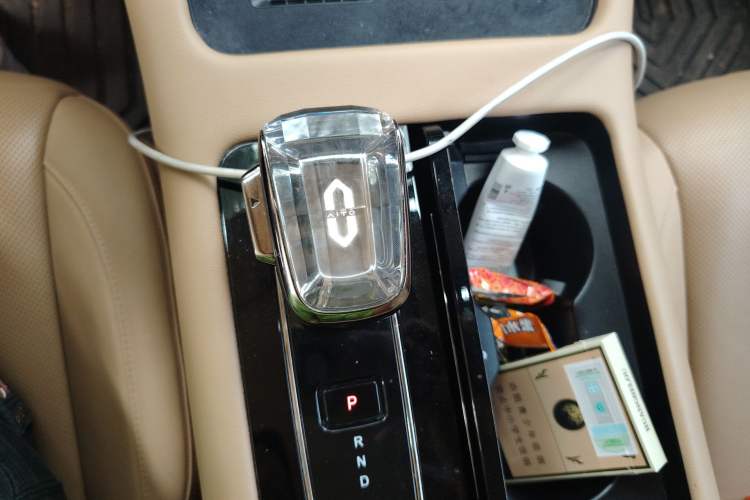 Used Hima AITO M7 2024 1.5T Rear-Drive Plus Version 5 Seats Gear Lever