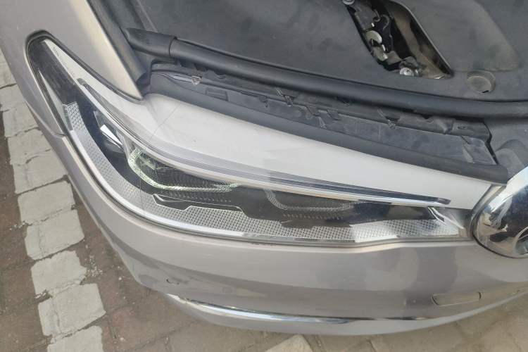 Used BMW 5 Series 2019 530Li Luxury Edition Premium Package
