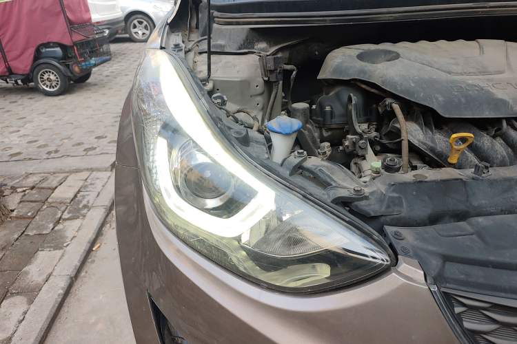 Used Hyundai Elantra (5th Generation / Langdong) 2016 1.6L Automatic Prestige Model
