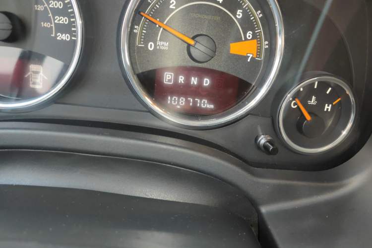 Used Jeep Compass 2014 Revised Version 2.4L Four-Wheel Drive Comfort Edition Odometer Close Up