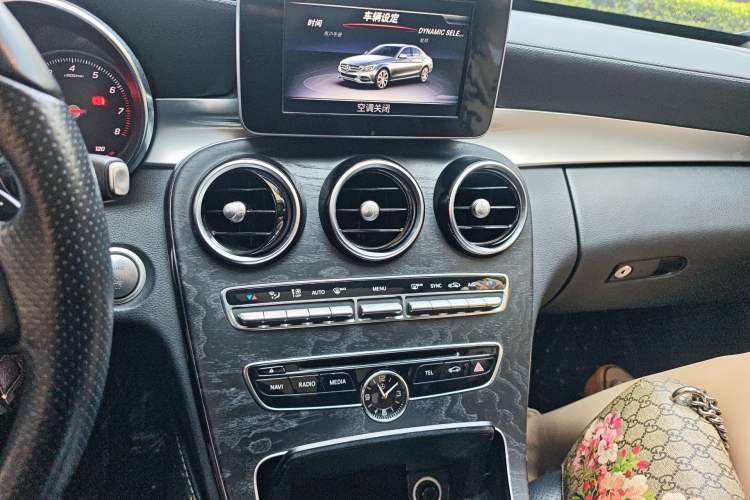 Used Mercedes-Benz C-Class 2018 C 200 L Sport Edition Audio And AC Panel