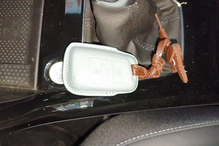 Used Volkswagen Tharu 2025 NewRui 300TSI Prestige Edition