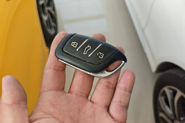 Used MG 5 2022 180 DVVT CVT Youth Luxury Edition Interior 1