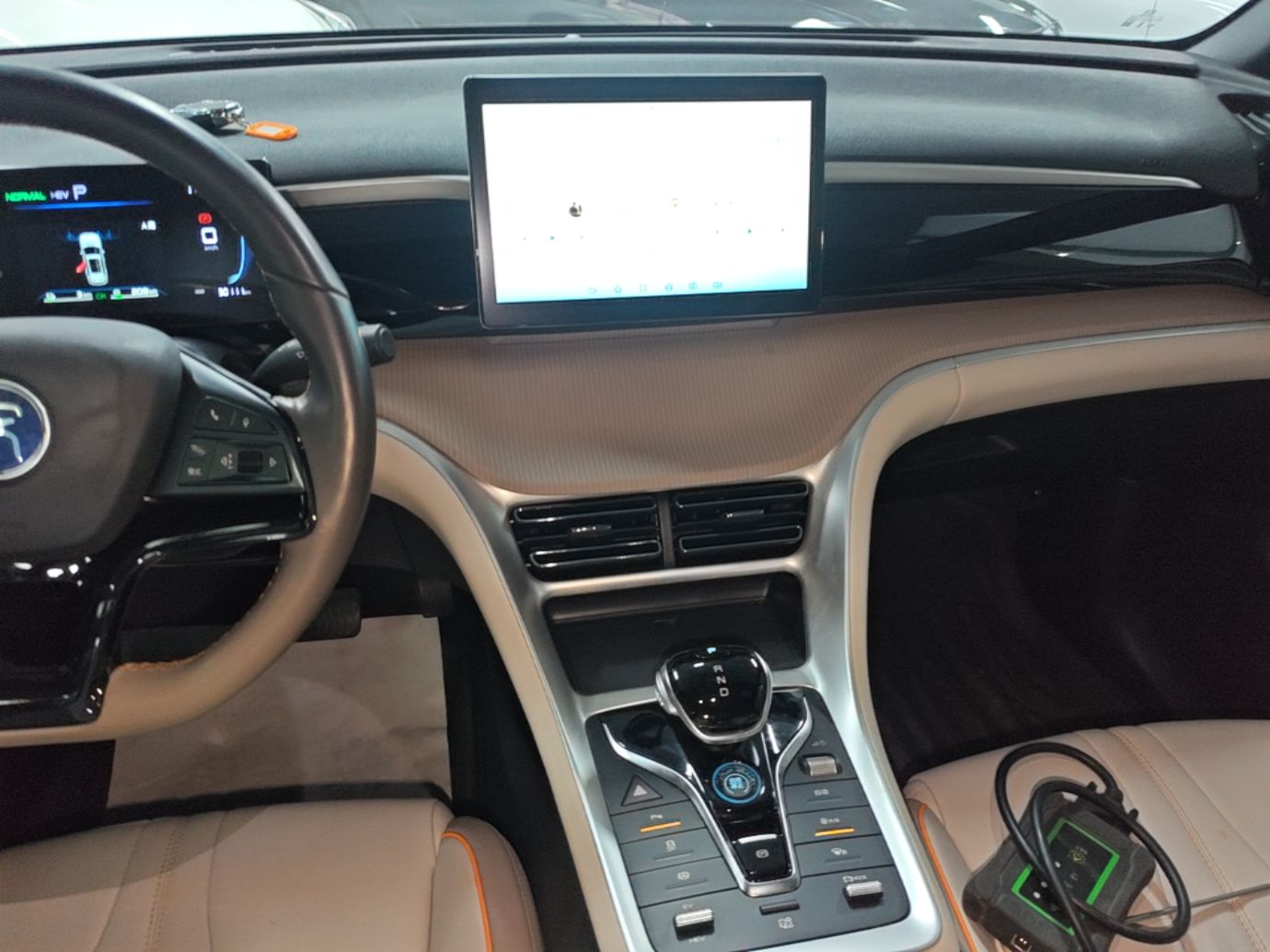 BYD Song Pro New Energy 2024 HONOR Edition DM-i 71KM Navigation Model — снимка 15