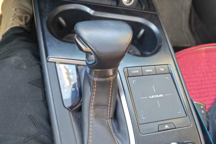 Used Lexus UX 2020 260h Explore & Adventure Edition