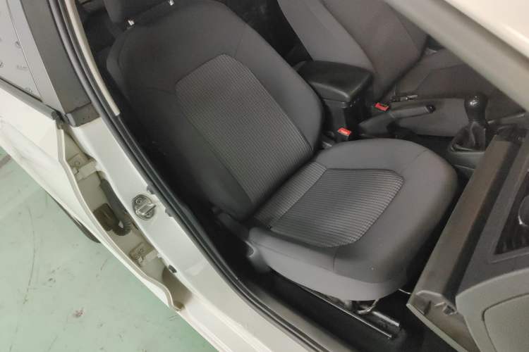 Used Volkswagen Santana 2019 1.5L Manual Fashion Edition China VI Standard