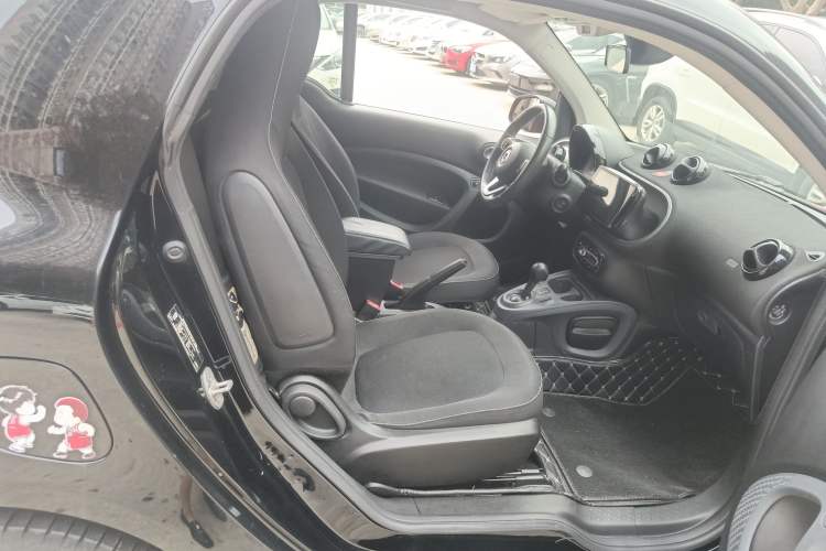 Used smart fortwo 2015 1.0L 52 kW Hardtop Passion Edition