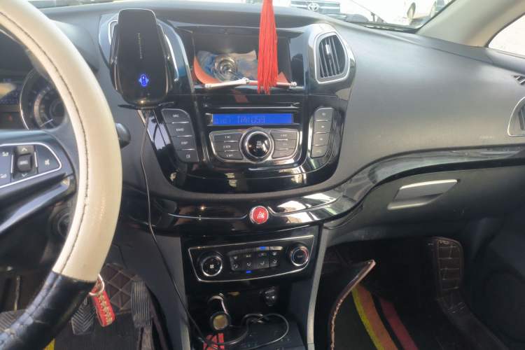 Used JAC Group Refine M2 2013 1.5L Manual Comfort Model 5 Seats Audio And AC Panel