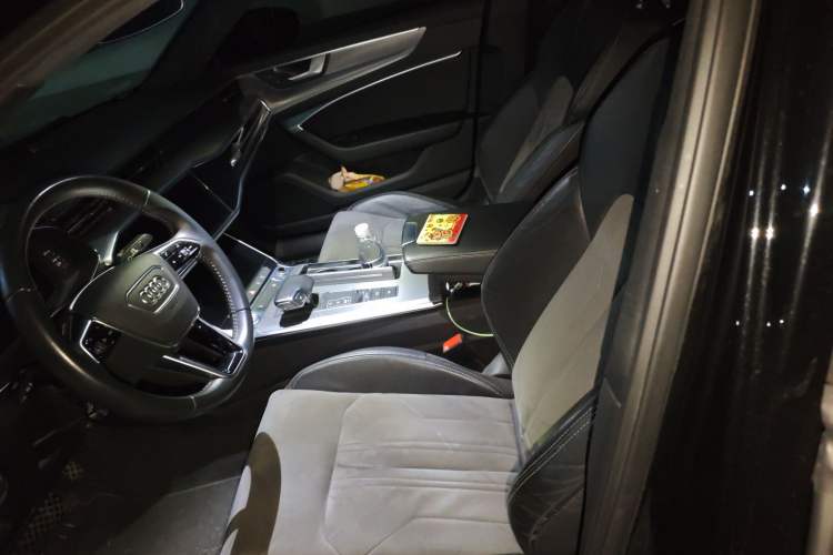 Used Audi A6L 2019 40 TFSI Luxury Dynamic Model
