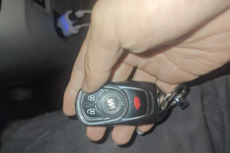 Used Buick GL8 2021 Land Cruiser Executive Class 652T Comfort Model
