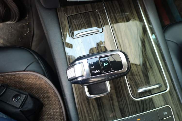 Used Haval H9 2017 2.0T Gasoline 4x4 Luxury 7-Seater