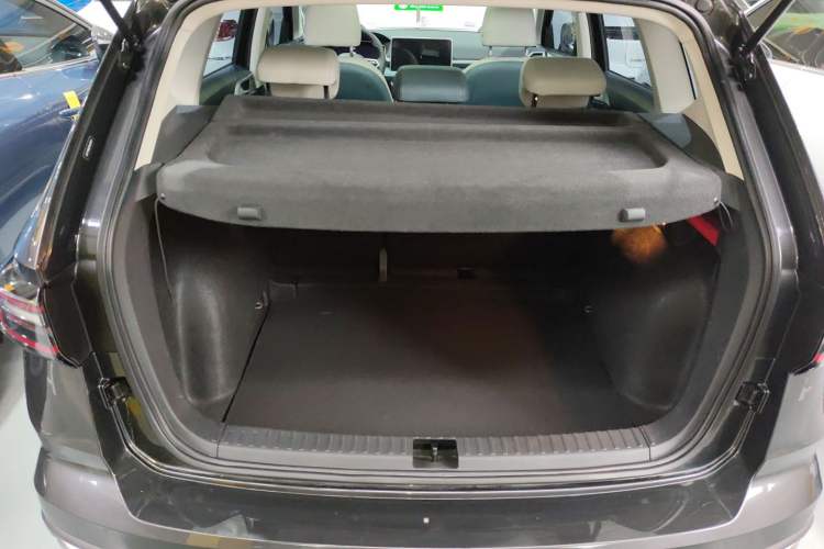 Used Volkswagen Tharu 2023 300TSI Two-Wheel-Drive Full Moon Edition Trunk