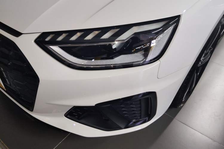 Used Audi A4L 2024 40 TFSI Luxury Dynamic Edition