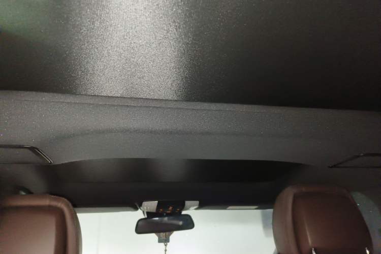 Used Mercedes-Benz E-Class 2015 E 260 L Luxury Model
