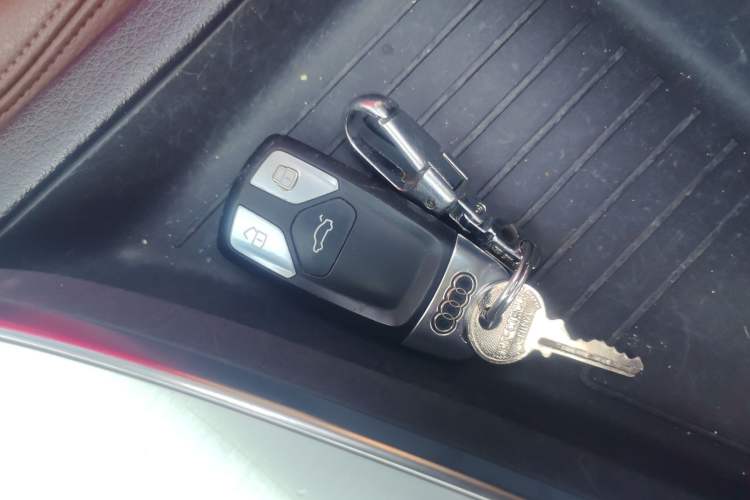 Used Audi Q7 2018 40 TFSI Comfort Model Interior 1