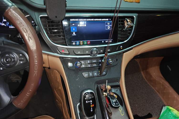 Used Buick LaCrosse 2019 28T Prestige Model
