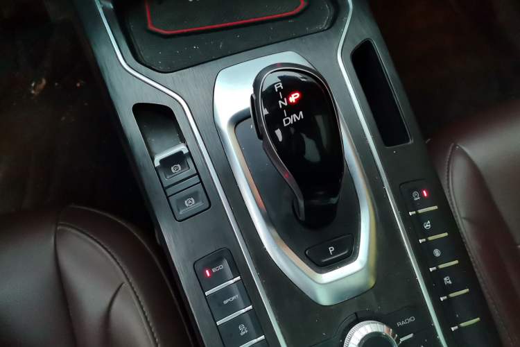 Used Wey VV5 2019 1.5T Two-Wheel Drive Smart Pioneer