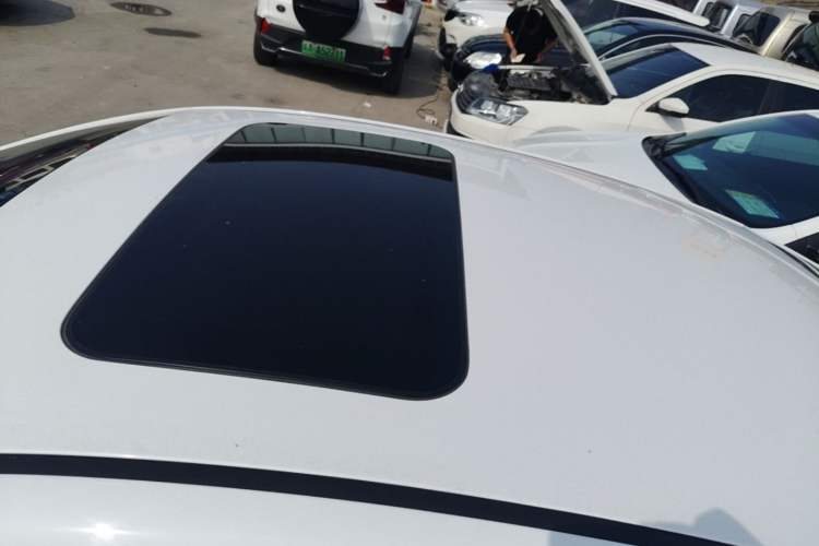 Used Hyundai Elantra (6th Generation / Lingdong) 2016 1.6L Automatic ZhiXuan – Elite Version