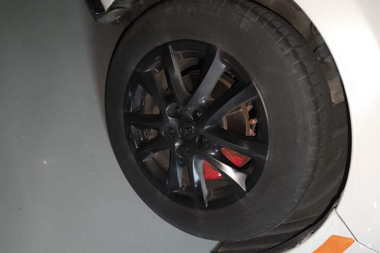 Used Mazda 3 Axela 2016 Sedan 1.5L Automatic Luxury Model