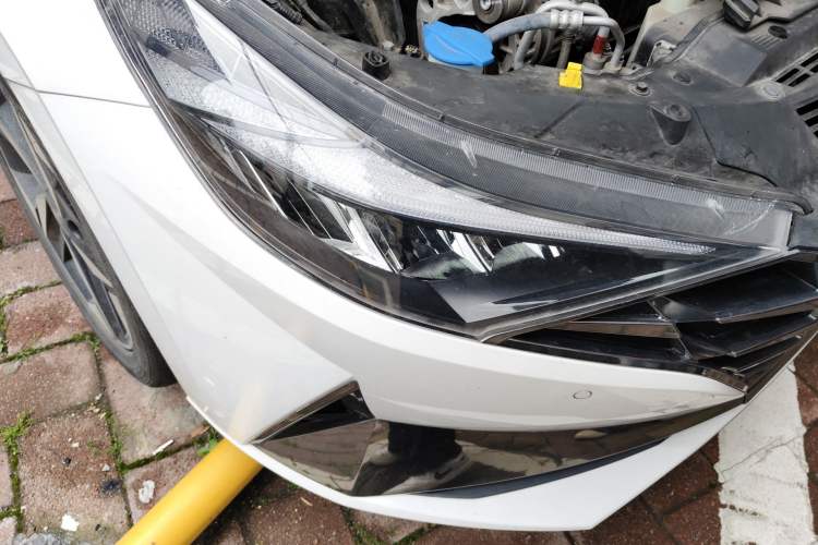 Used Hyundai Elantra 2022 1.5L CVT LUX Prestige Edition
