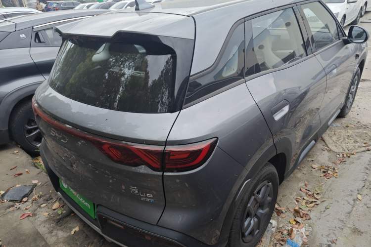 Used BYD Yuan UP 2025 Intelligent Driving Version 401 KM Dynamic Edition Rear Right 45 Deg