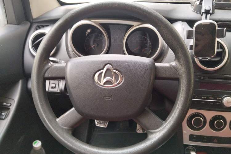 Used CHANGAN KAICHENG Ounuo S 2014 1.3L Happiness Model
