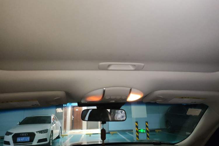 Used Infiniti Q70 2015 Q70L 2.5L Elite Edition
