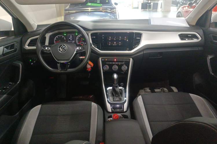 Used Volkswagen T-ROC 2021 Revised Version 280TSI DSG Two-Wheel Drive Elite Connect Edition