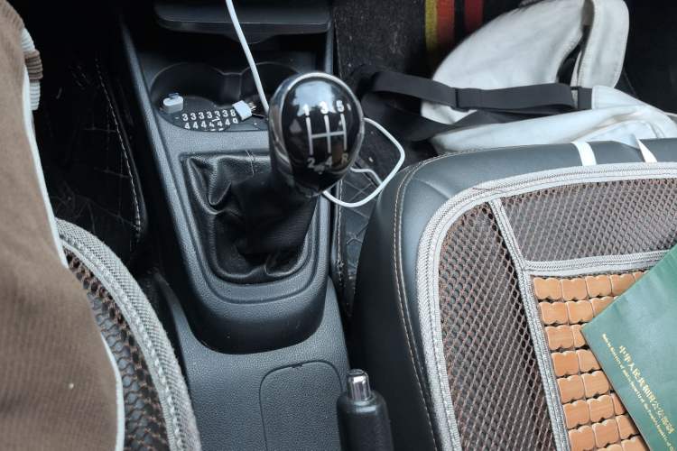 Used Geely Auto Diamond 2016 1.5L Manual Entry-Level Trim