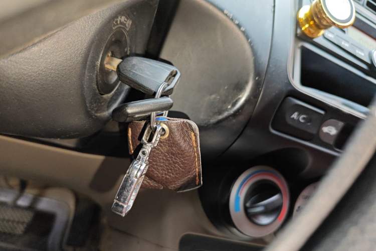 Used Everus S1 2011 1.3L Automatic Comfort Edition
