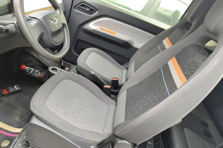 Used Wuling Hongguang MINIEV 2021 Macaron Premium Model – Lithium Iron Phosphate