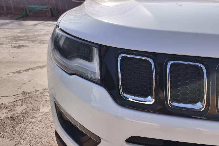 Used Jeep Compass 2017 200T Automatic Family Edition