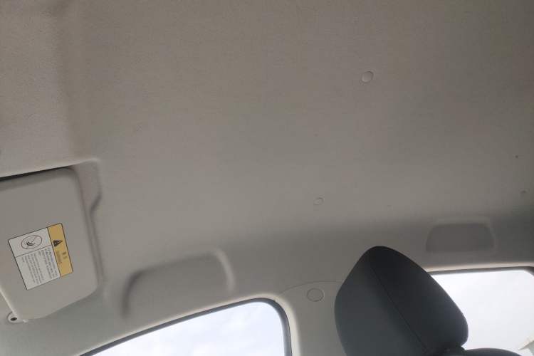 Used CHANGAN Benni E-Star 2021 National Edition Colorful Version Lithium Iron Phosphate (31.86 kWh) Headliner