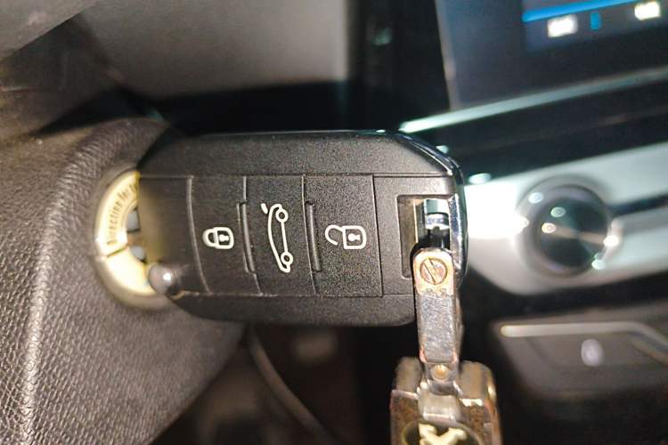 Used Peugeot 308 2016 1.6L Automatic Luxury Edition