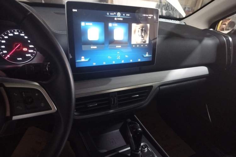 Used BYD Tang 2018 2.0T Automatic Smart Connect Prestige 7-Seater China V Standard