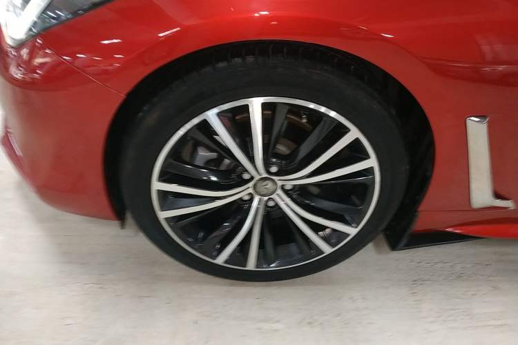 Used Infiniti Q60 2017 2.0T Luxury Edition
