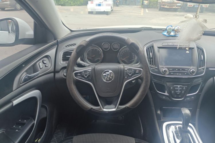 Used Buick Regal 2015 1.6T Leading Technology Model Steering Wheel