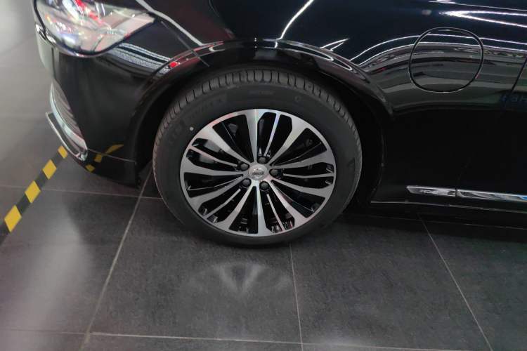 Used Volvo S90 New Energy 2024 Plug-in Hybrid Four-Wheel Drive Long-Range Zhiyi Luxury Edition