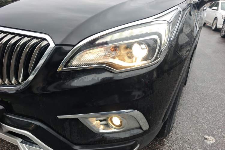 Used Buick Envision 2016 20T Two-Wheel-Drive Elite Model
