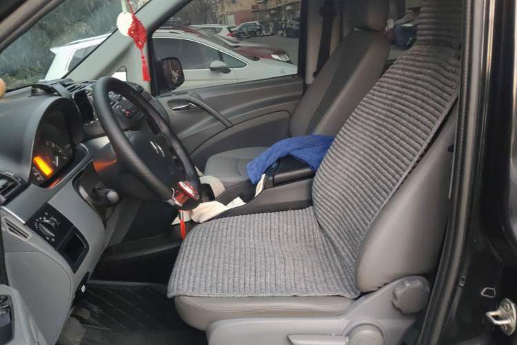Used Mercedes-Benz Vito 2011 2.5L Elite Edition Left Front Seat